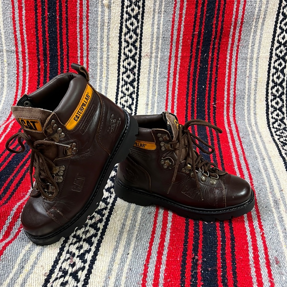 Caterpillar Men’s Leather Chukka Boots | Size 3